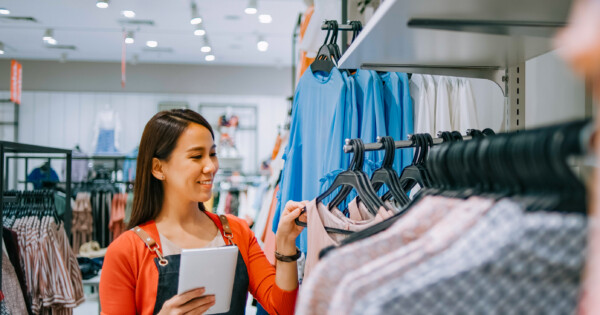 retail logistics - consumer distribution example - feature image